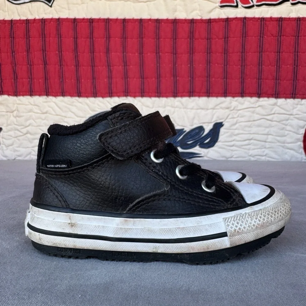 Size 7c - Kids CHUCK TAYLOR ALL STAR MID BOOT‎ PS 'MALDEN STREET - BLACK WHITE'